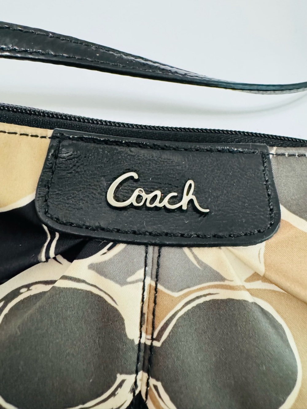 Coach Signature Scarf Print Swingpack Crossbody Bag Neutral Black Tan Y2K - Picture 5 of 17